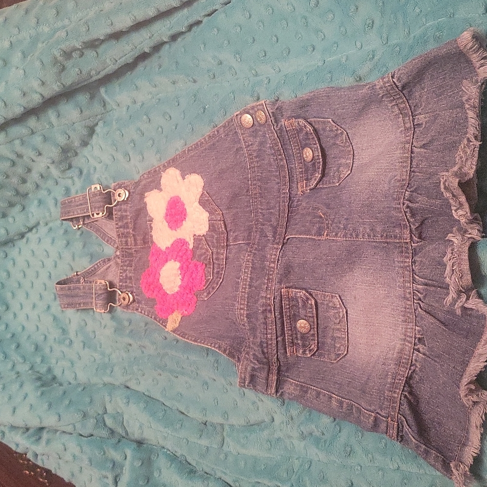 Girls denim jean overalls skirt size 5/6